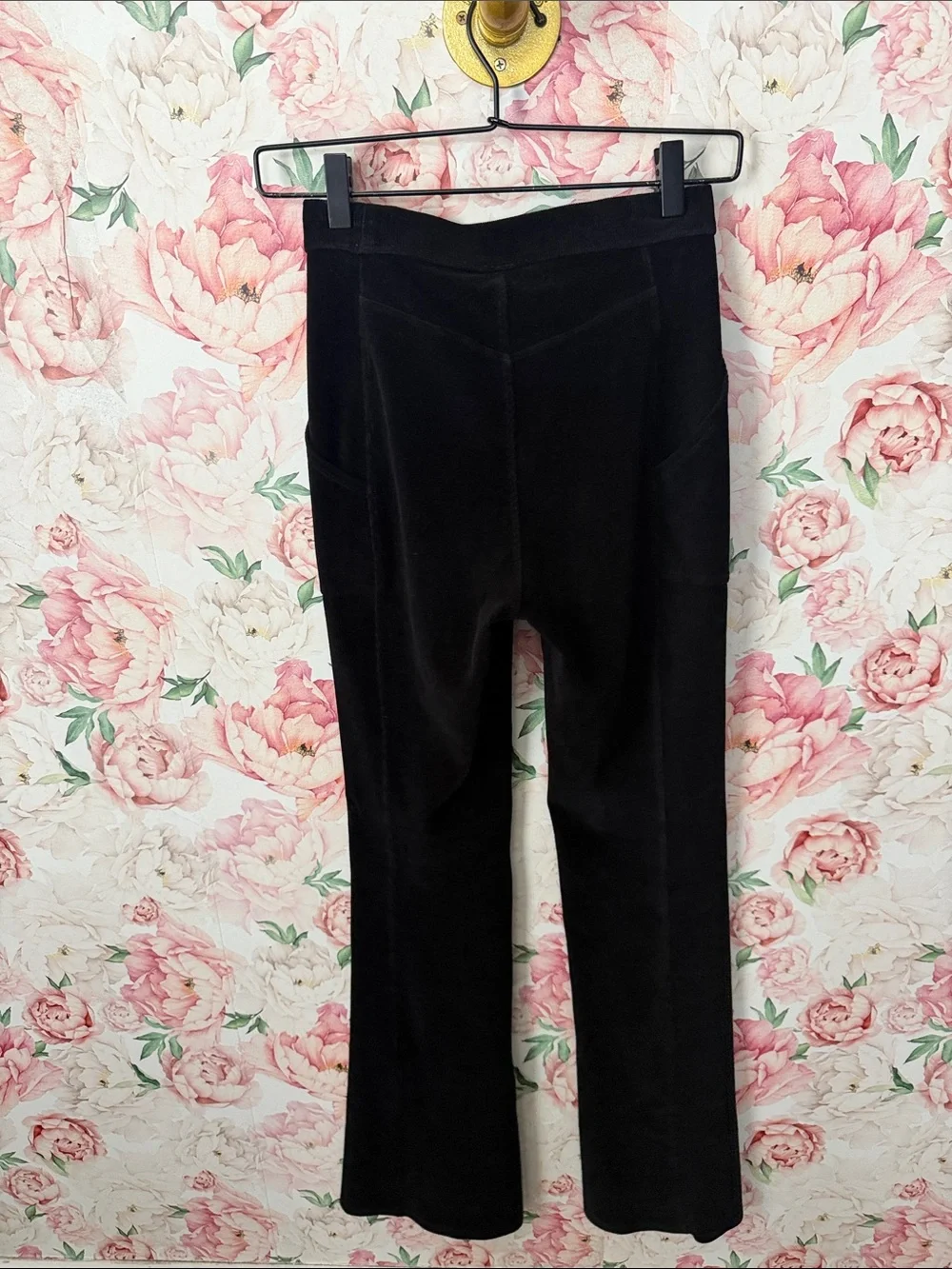 ALO YOGA Winter Break High Waist Flare Microcurduroy Black size XS/S